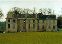 Le chteau de la Douye  Bthisy St Pierre
