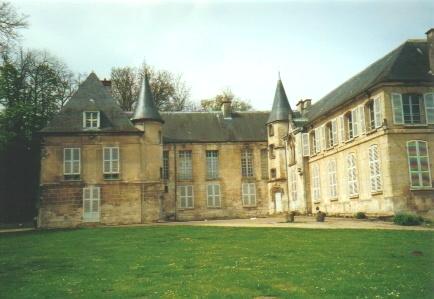 Agrandir la photo du chteau de la Douye  Bthisy