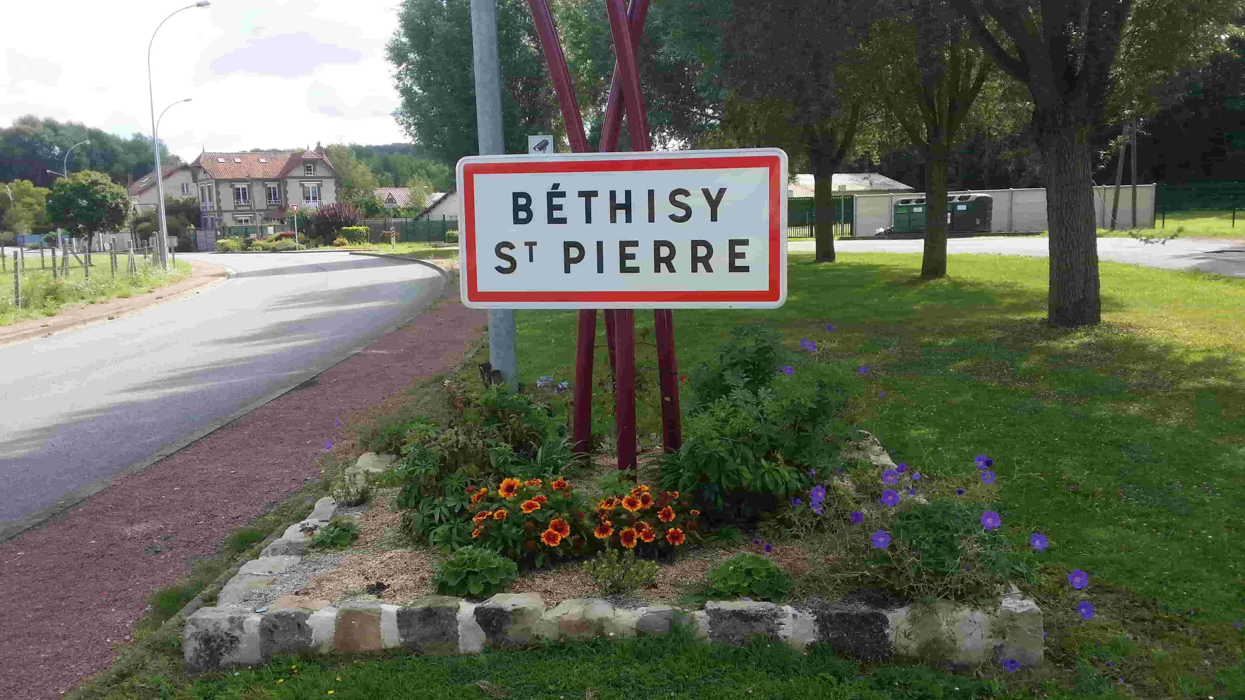 entre de Bthisy Saint Pierre vers rue de la gare